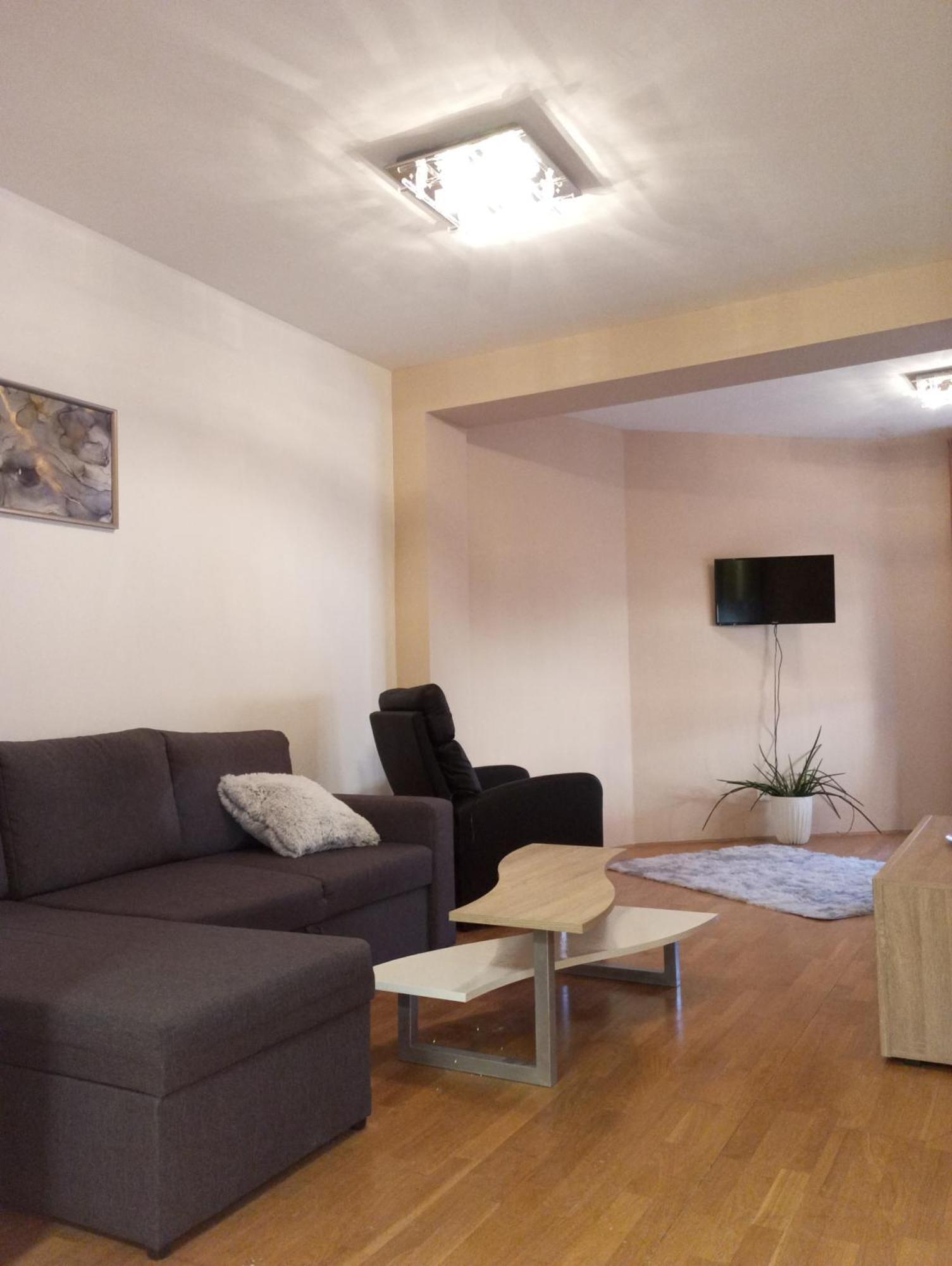 Zen Apartman Budakalasz Exterior photo